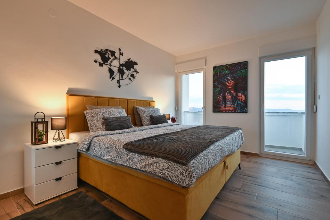 Apartman Nella With Sea Wiew Zadar Eksteriør billede